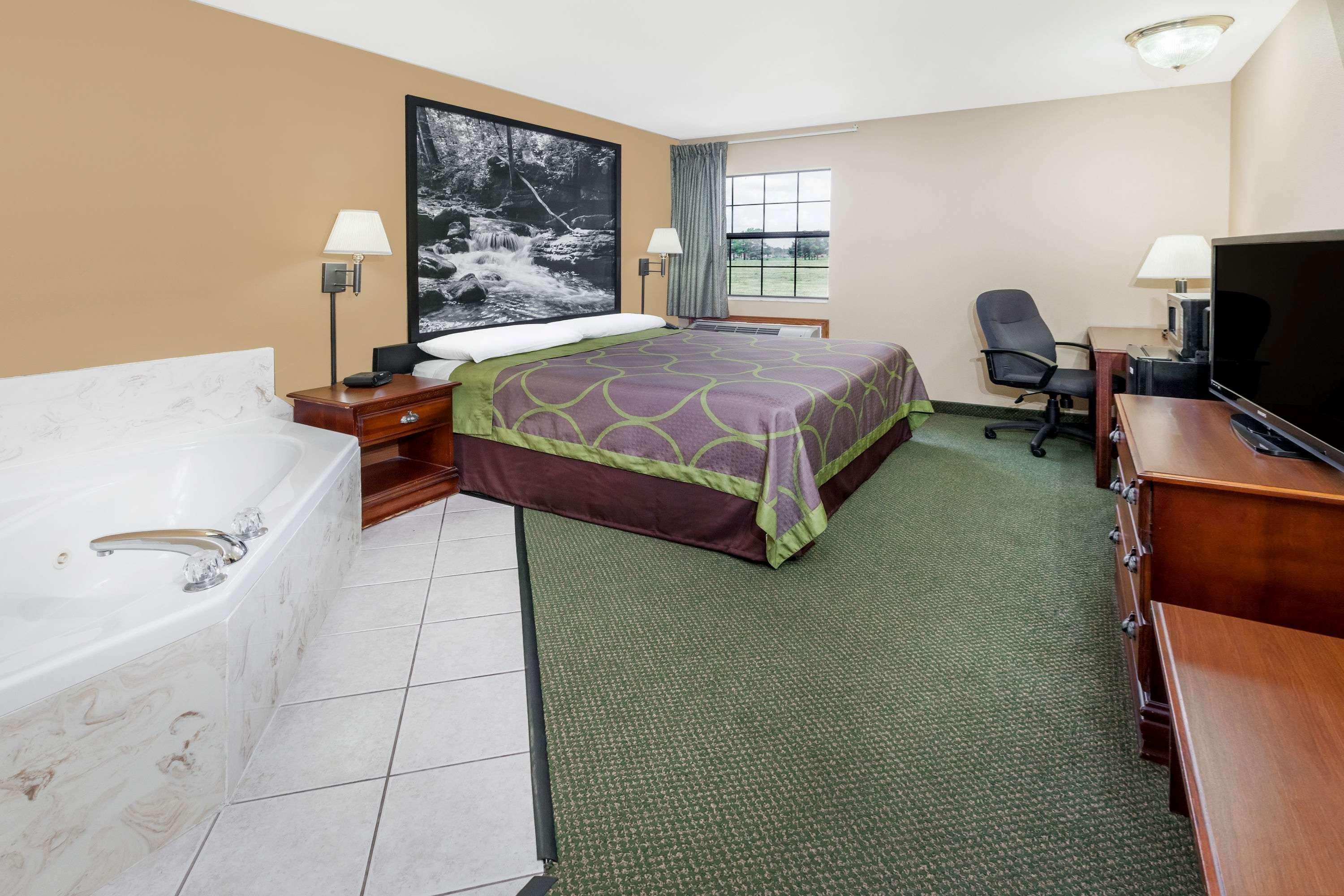 Super 8 By Wyndham Pine Bluff Ξενοδοχείο Εξωτερικό φωτογραφία