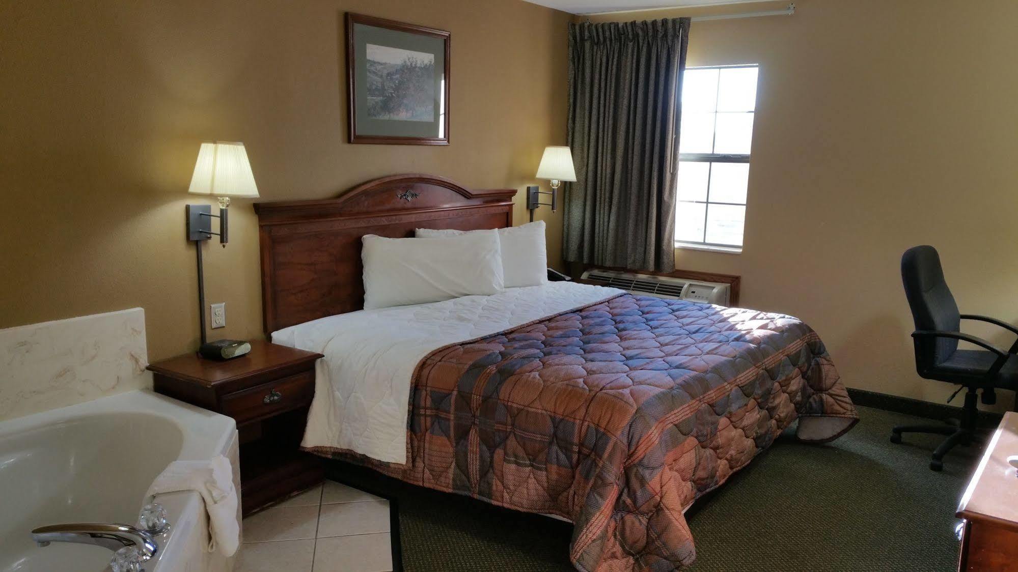 Super 8 By Wyndham Pine Bluff Ξενοδοχείο Εξωτερικό φωτογραφία